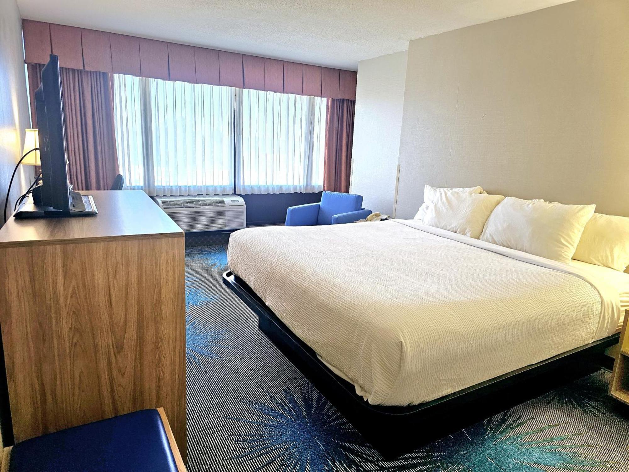Days Inn By Wyndham Rolla Esterno foto
