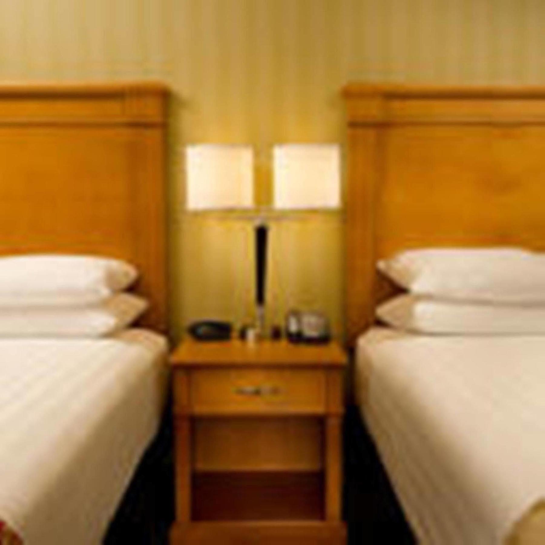 Days Inn By Wyndham Rolla Esterno foto